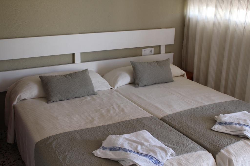 Apartamentos Bolonia Paraiso מראה חיצוני תמונה