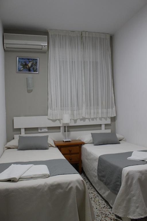 Apartamentos Bolonia Paraiso מראה חיצוני תמונה