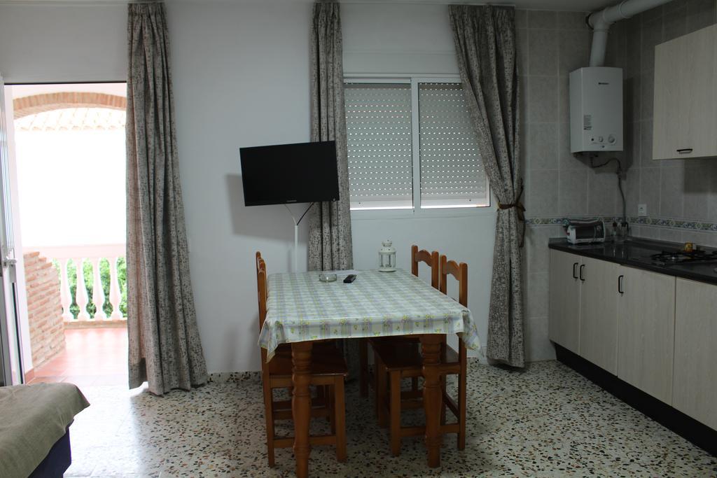 Apartamentos Bolonia Paraiso מראה חיצוני תמונה
